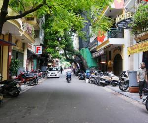 Nearly 1.3 billion VND per m2 of land in Hanoi Old Quarter